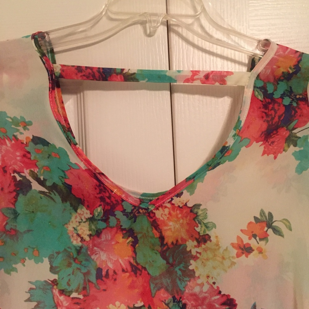 Floral Long Sleeve Crop Top - Picture 7 of 8